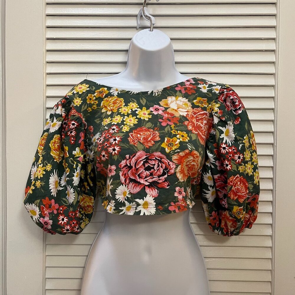 Zara Green Floral Puff Sleeve Crop Top Smocked Back Size S - Picture 2 of 8
